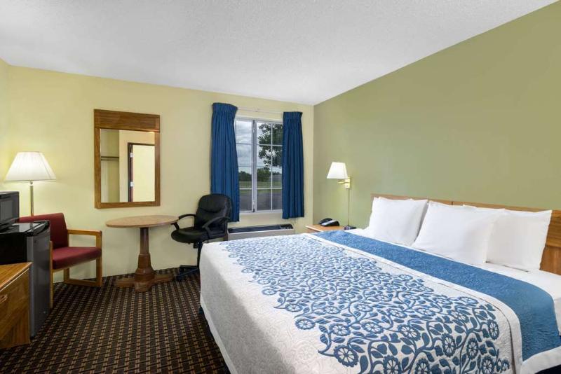 Coratel Inn & Suites By Jasper Newton Ngoại thất bức ảnh